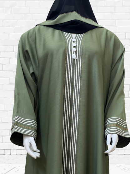 Green Oasis Abaya - Image 3