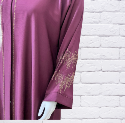 Luxuria Plum Abaya - Image 4